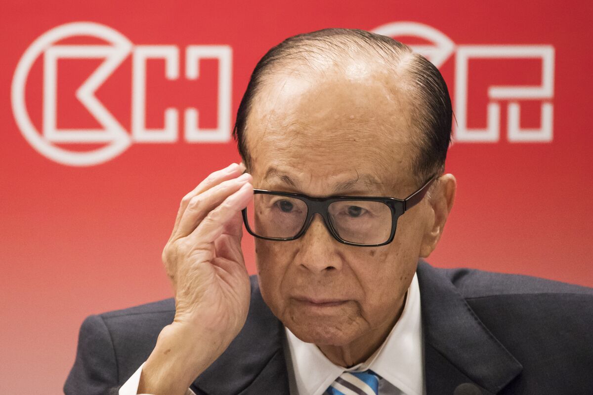 China Pauses New Deals With Li Ka-shing Family After Panama Ports Plan - Bloomberg